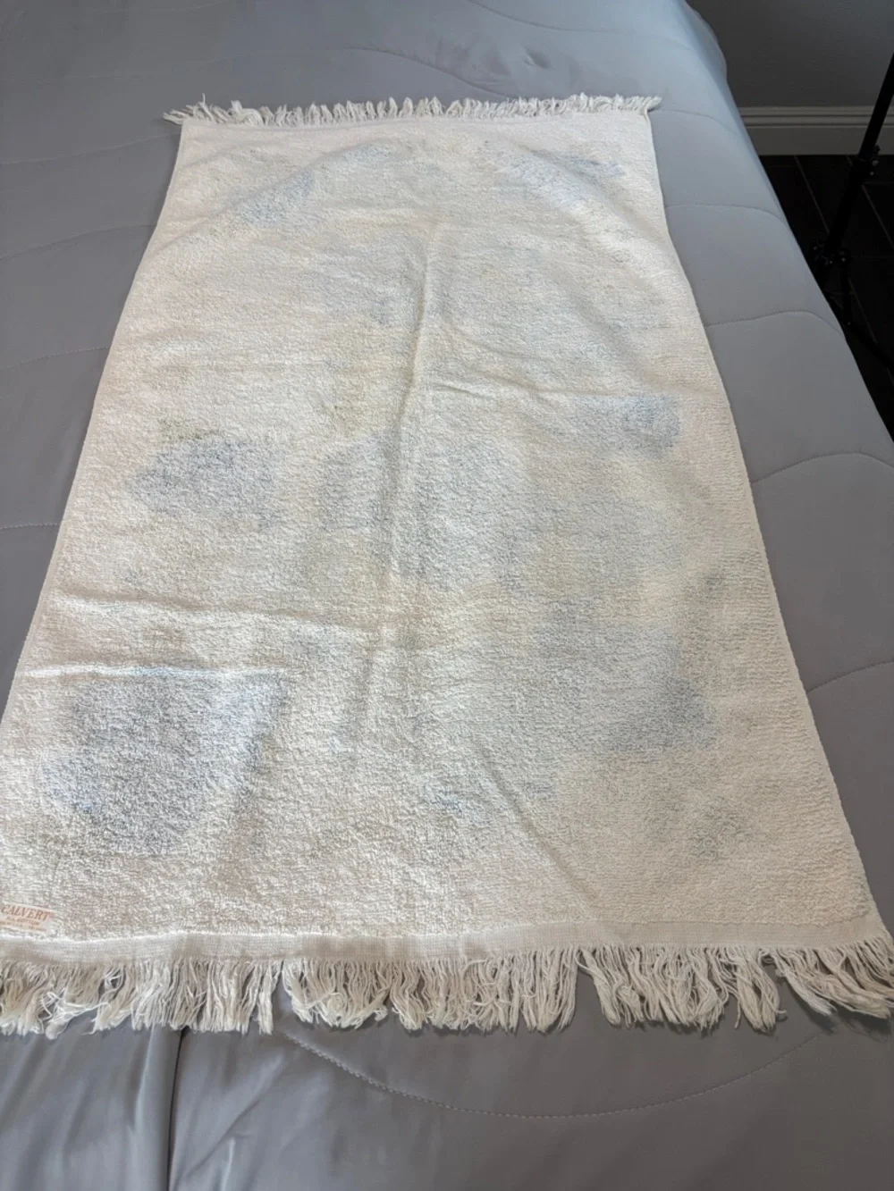 Calvert Blue Rose Floral White VTG MCM Bath Towel.